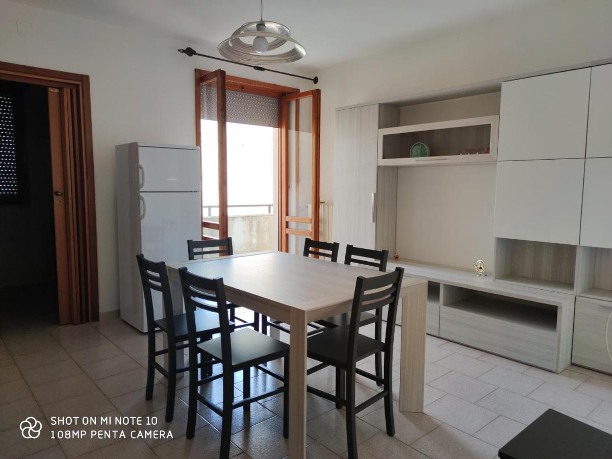 Casa Di Gigi- Comodo Appartamento In Galatina Luaran gambar