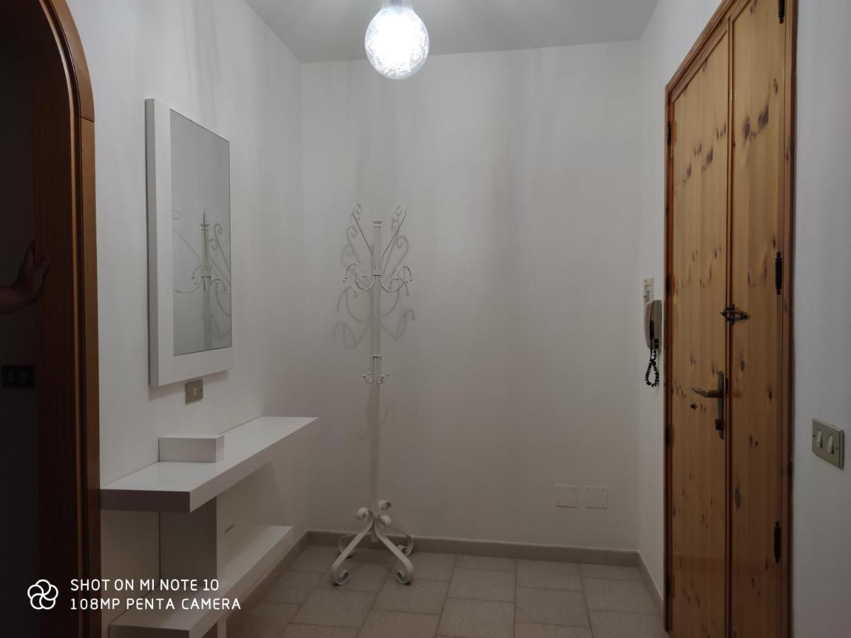 Casa Di Gigi- Comodo Appartamento In Galatina Luaran gambar