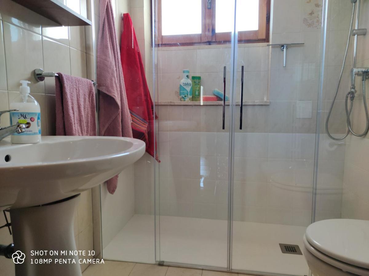 Casa Di Gigi- Comodo Appartamento In Galatina Luaran gambar