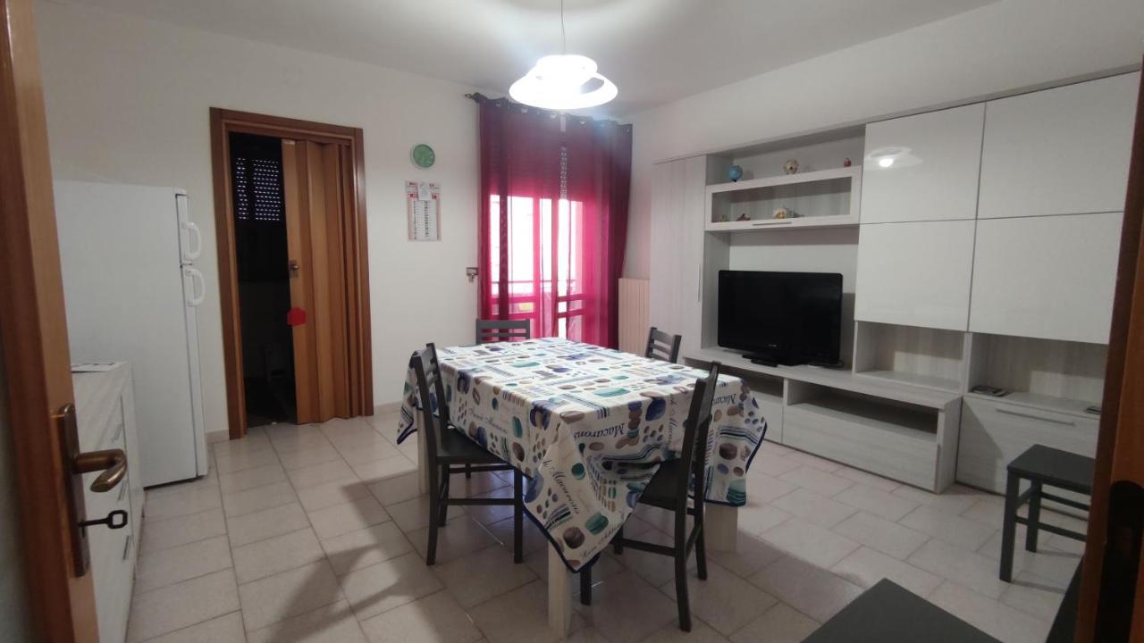 Casa Di Gigi- Comodo Appartamento In Galatina Luaran gambar
