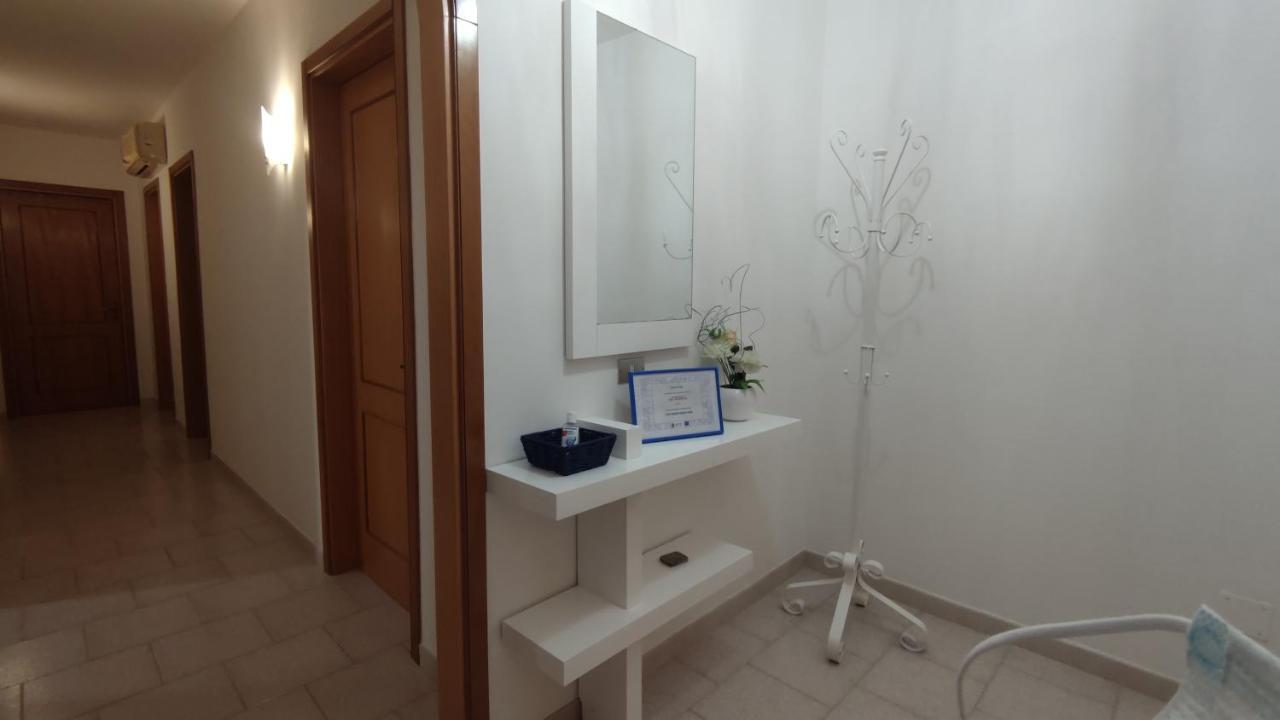 Casa Di Gigi- Comodo Appartamento In Galatina Luaran gambar